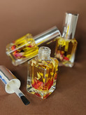 روغن تقویت کننده ی ناخن